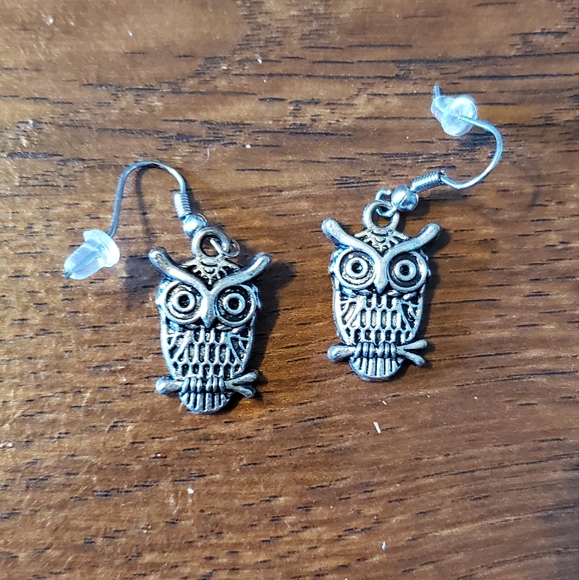 Owl Earrings - Picture 1 of 2